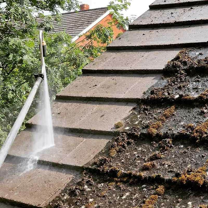 Gutter clear-down after roof clean – image 3